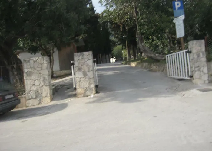 Gala Komiža
