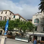 Gala Komiza