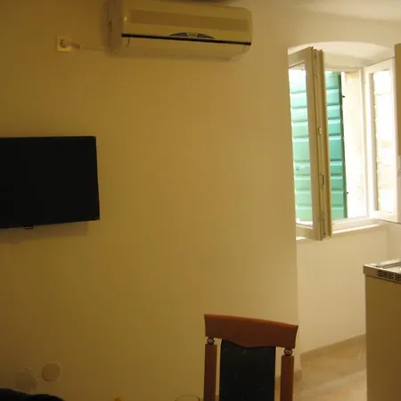 Gala Apartment *