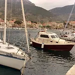 Gala Apartman Komiza